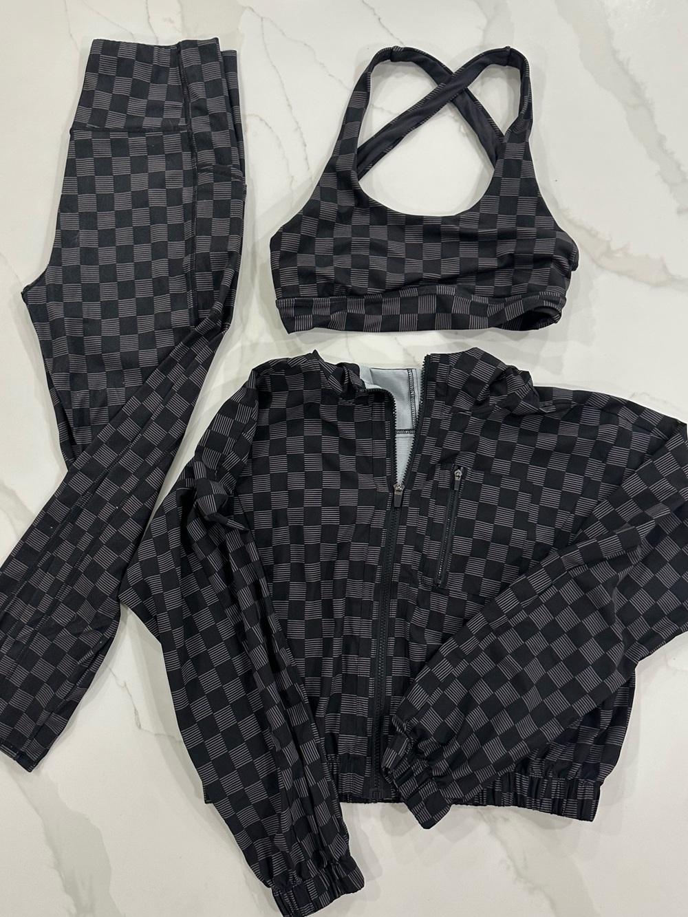 Hurley Checkerboard Active Set - Leggings, Bra & Zip Jacket Large